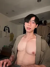 charon_0509 — вебкам-модель онлайн на stripchat