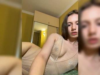 MilkaCrystal01 — Bongacams stream photo (May 2026)