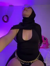 Darsha_Khemu — вебкам-модель онлайн на stripchat