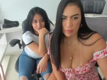 emillybrowm — вебкам-модель онлайн на chaturbate