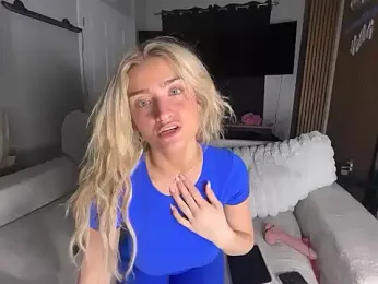 meggsworld — Stripchat stream photo (Mar 2026)