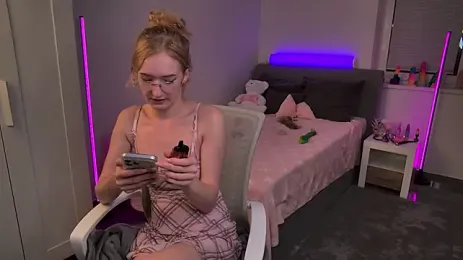 BritneyDutch — вебкам-модель онлайн на stripchat