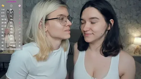 KarinStfleur — вебкам-модель онлайн на stripchat