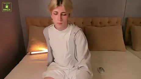 Elon_brown — вебкам-модель онлайн на stripchat