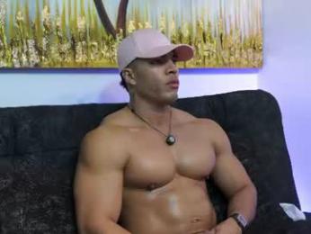 romano_kentt12 — Chaturbate stream photo (Aug 2026)