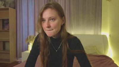 LynneRencher — Cam4 stream photo (Mar 2026)