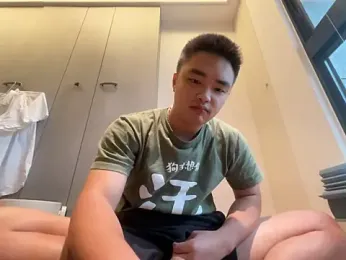 greenteazhang — вебкам-модель онлайн на stripchat