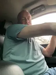 hintly — Stripchat stream photo (Mar 2026)