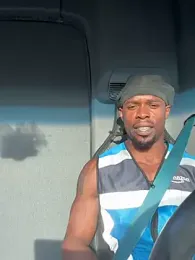 TyAthletic — вебкам-модель онлайн на stripchat