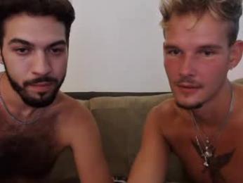 blondiexbrunette — вебкам-модель онлайн на chaturbate
