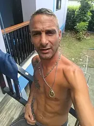 benouz93270 — Stripchat stream photo (Aug 2026)