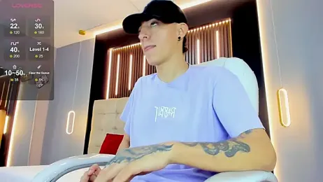 Lobo_17_ — Stripchat stream photo (Mar 2026)