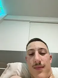 chrisst32 — Stripchat stream photo (Feb 2026)