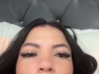 valeryduglass — вебкам-модель онлайн на camsoda