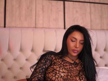 AishaaDevoe — вебкам-модель онлайн на bongacams
