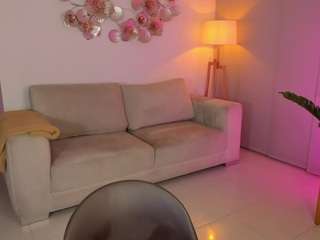 viioletlover — вебкам-модель онлайн на camsoda