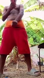 Blackmasterpiss — вебкам-модель онлайн на cam4