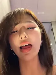 nidekikibabe-2026 — вебкам-модель онлайн на stripchat
