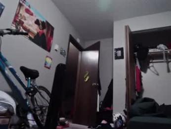 illlypad_lilac — Chaturbate stream photo (Jul 2026)