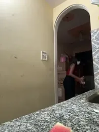 sexyayeshadesi — вебкам-модель онлайн на stripchat