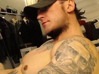 Bret Ballard — вебкам-модель онлайн на flirt4free