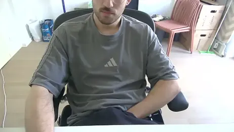 taallguyy_196 — Stripchat stream photo (Apr 2026)