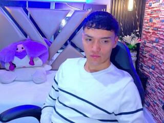 Jacksonn Carter — flirt4free