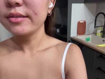 Naomi33 — Bongacams profile photo
