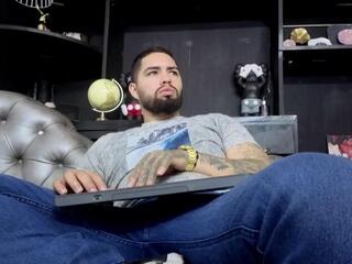 Deivid James — flirt4free