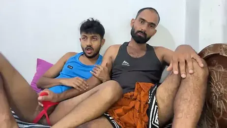 DesiDaddyandSon — вебкам-модель онлайн на stripchat