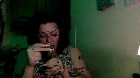 CurvyTrans2002 — Stripchat stream photo (Aug 2026)