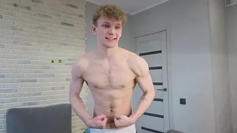 adamhariss — вебкам-модель онлайн на stripchat