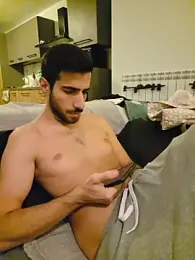 BaronettoAlchemico — вебкам-модель онлайн на stripchat