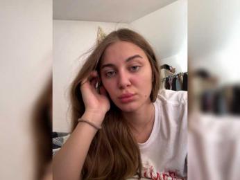 Alisa3 — Bongacams stream photo (Oct 2025)