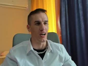 axl_fx — вебкам-модель онлайн на chaturbate