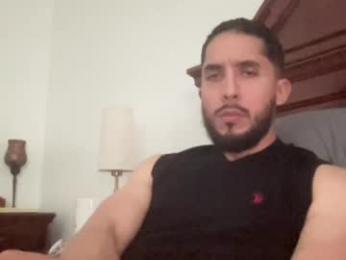 papicubano_guapo23cm — Chaturbate stream photo (Apr 2026)