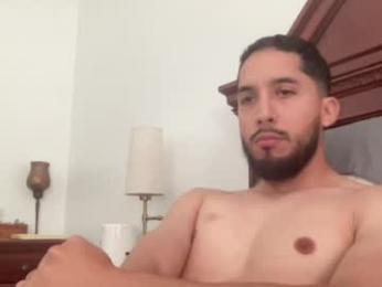 papicubano_guapo23cm — Chaturbate stream photo (Apr 2026)