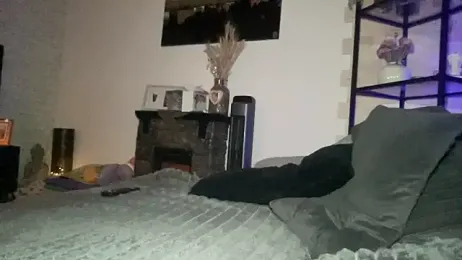 vinique99 — Stripchat stream photo (Apr 2026)