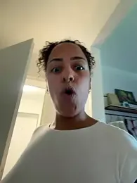 SweetPetiteNoir — stripchat