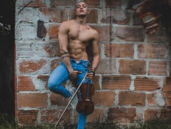 KenMcLean — вебкам-модель онлайн на livejasmin