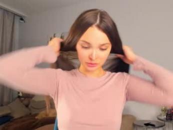 your__voice — вебкам-модель онлайн на chaturbate