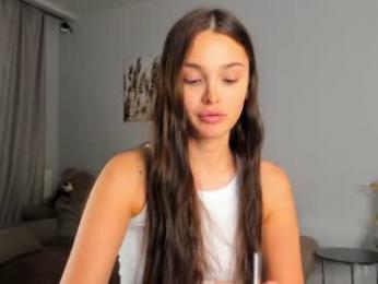 your__voice — вебкам-модель онлайн на chaturbate