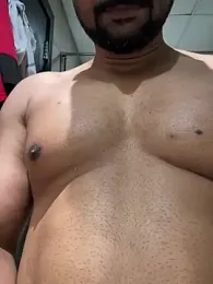 ROCKEY3223 — вебкам-модель онлайн на stripchat