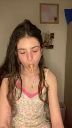malia23 — вебкам-модель онлайн на cam4