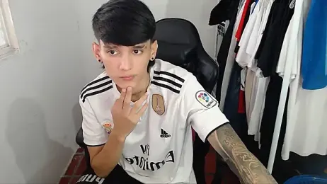 BOY-767 — вебкам-модель онлайн на stripchat