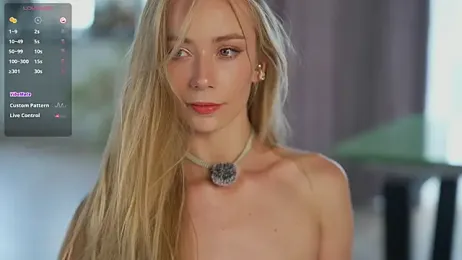 Vika54784 — вебкам-модель онлайн на stripchat
