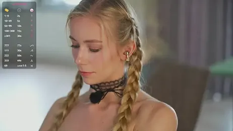 Vika54784 — вебкам-модель онлайн на stripchat
