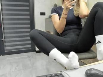 tattoo_couple77 — Chaturbate stream photo (May 2026)