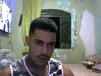 TiagopirocudoMG — вебкам-модель онлайн на stripchat