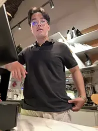 lucas-N888 — вебкам-модель онлайн на stripchat